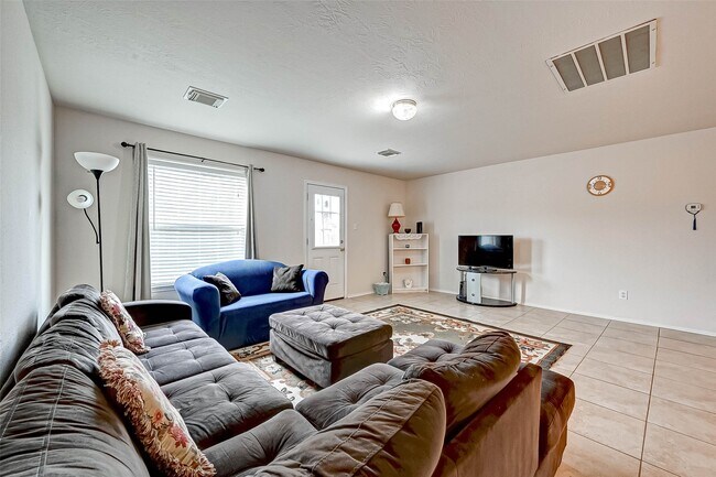 Building Photo - 3339 Siebinthaler Ln