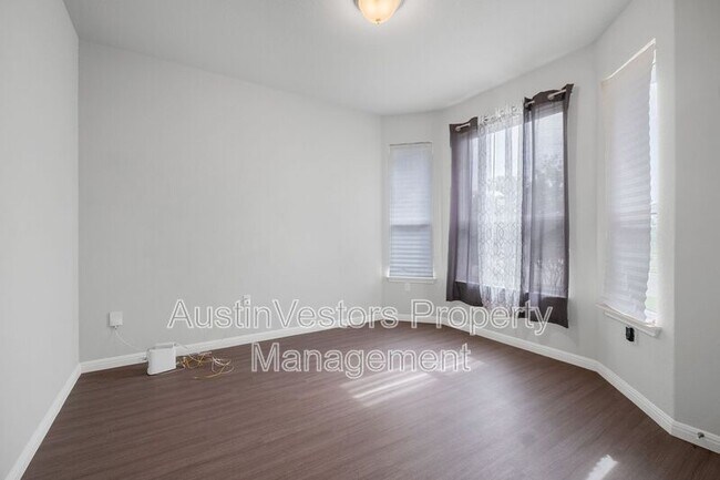 Building Photo - 8908 Cattalo Ln