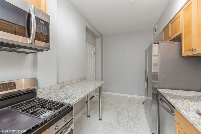 Building Photo - 6009 S Michigan Ave