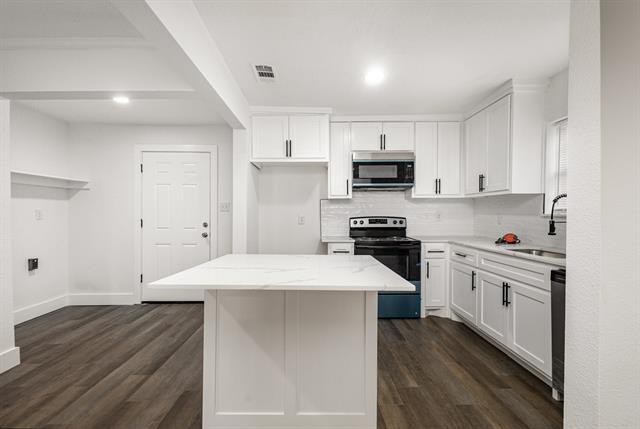 Building Photo - 1527 Columbia Ave