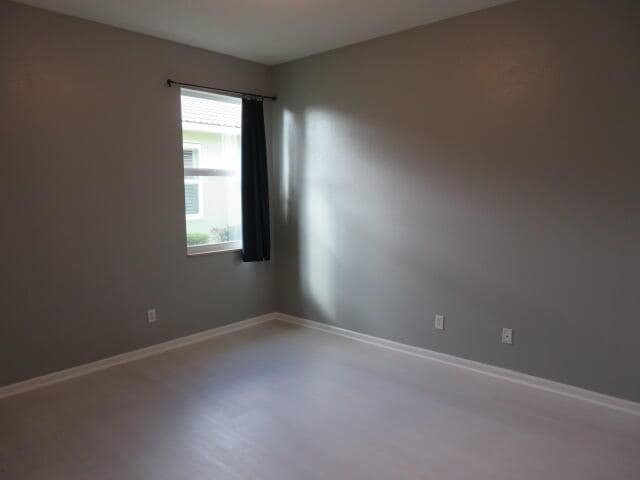 Building Photo - 589 Waverly Cir