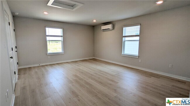 Building Photo - 346 Garner Dr