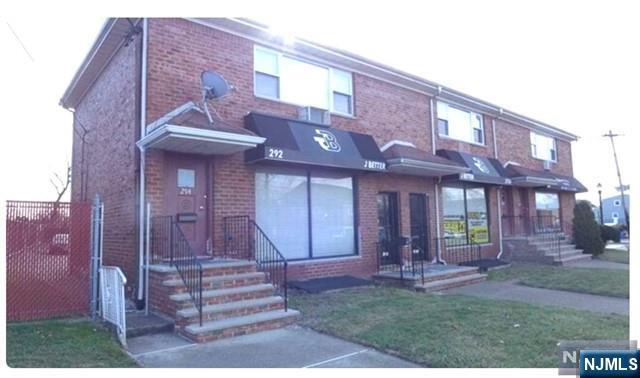 Primary Photo - 294 Liberty St