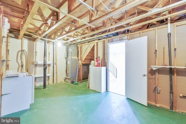 Building Photo - 8748 Ridge Hollow Ct
