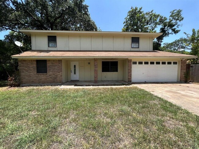 Primary Photo - 113 June Ct