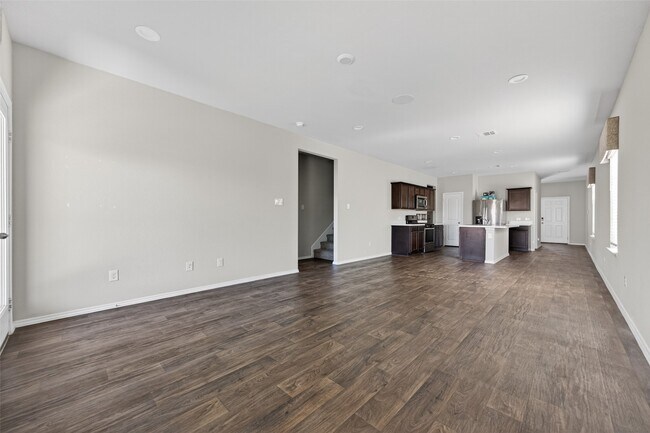 Building Photo - 14432 Sugar Pines Dr