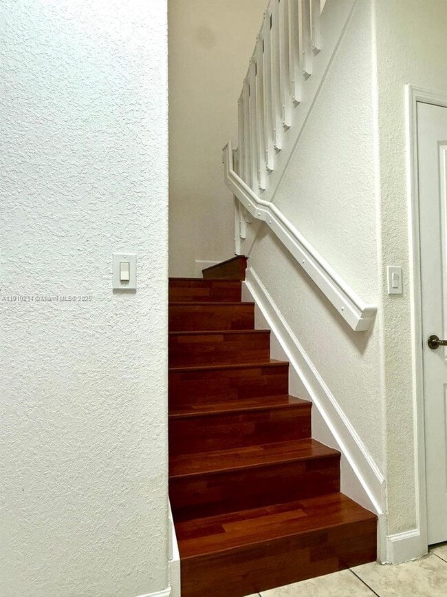 Building Photo - 8675 NW 109th Ct