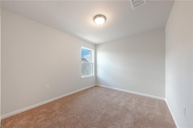 Building Photo - 705 Durness Dr