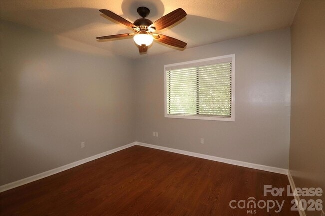 Building Photo - 1472 Riverwood Ct
