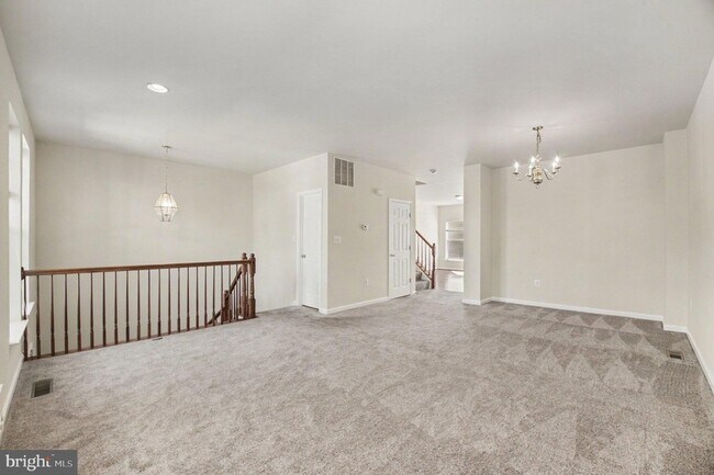 Building Photo - 1114 Ellis Ave