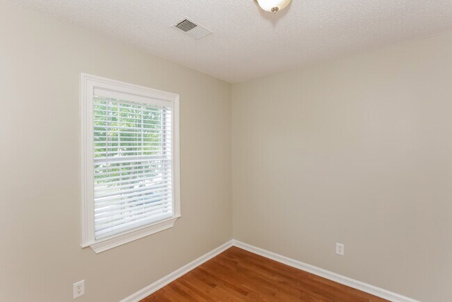 Building Photo - 3106 Wythe Ct