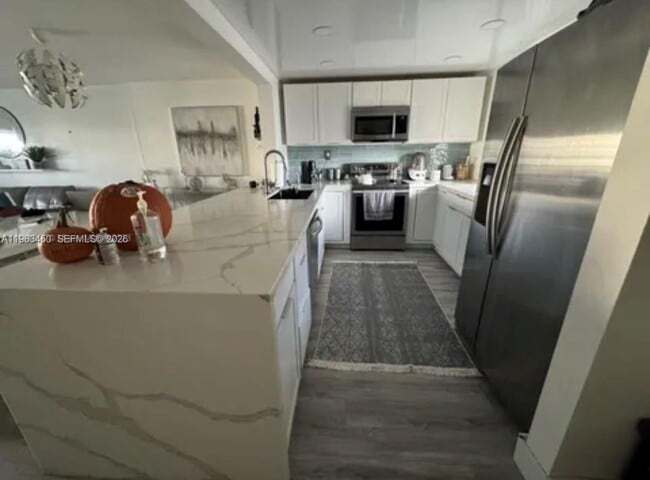 Building Photo - 301 SE 3rd St