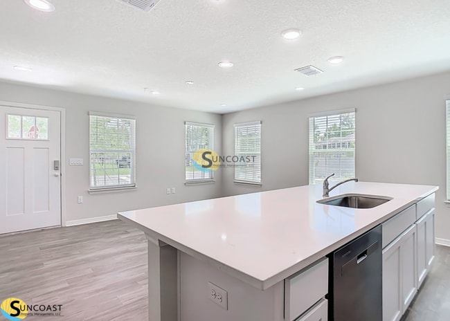 Building Photo - 3821 SW 43rd Ct