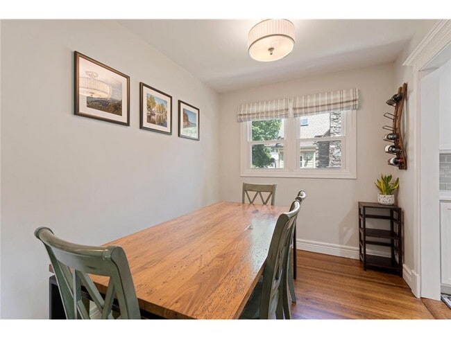 Building Photo - 2629 Idaho Ave S