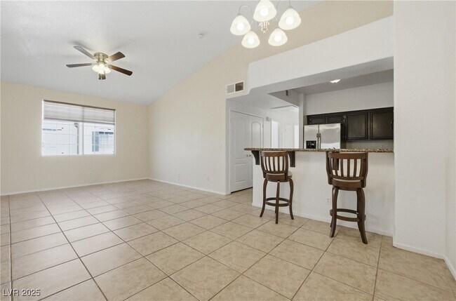 Building Photo - 1501 Truett St