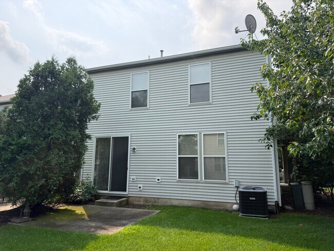 Building Photo - 3140 Ollerton Ave