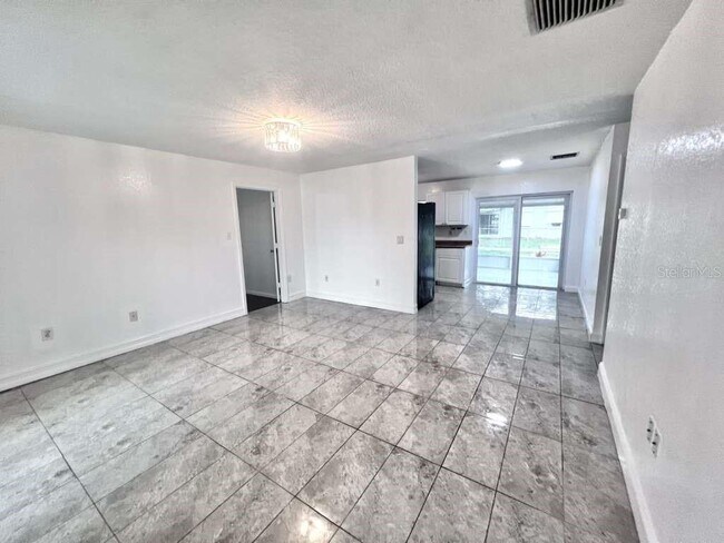 Building Photo - 3409 Vorden St