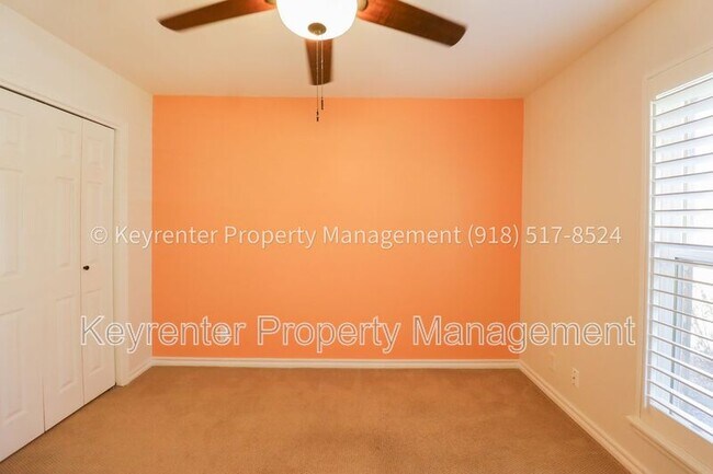 Building Photo - 3702 E 85th Pl