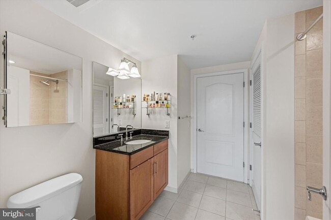 Building Photo - 1111 Oronoco St