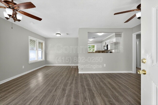 Building Photo - 709 S 7th St