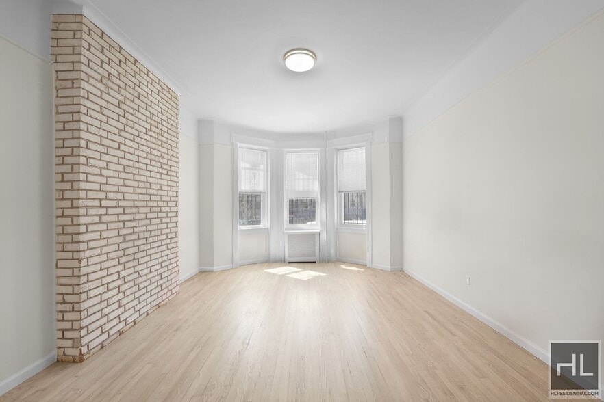 Building Photo - 78 STREET