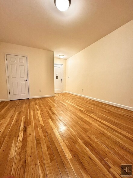 Building Photo - East 84th Street