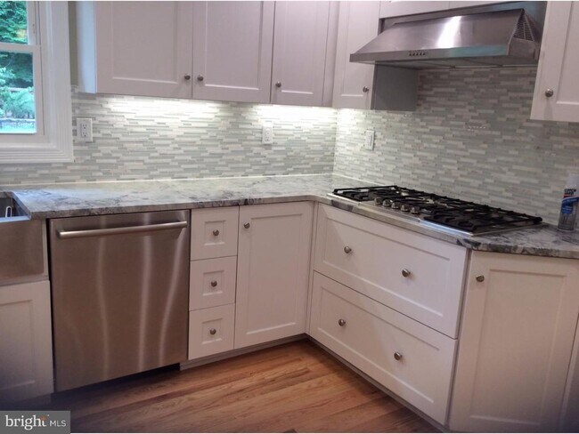 Building Photo - 55 Montgomery St