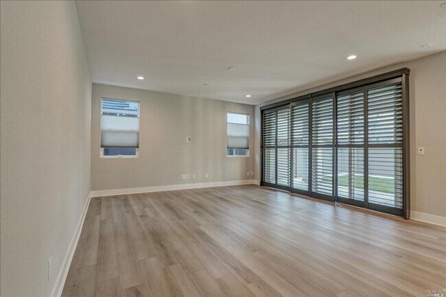 Building Photo - Beautiful 4 Bedroom Home in Brighton Landing – Vacaville