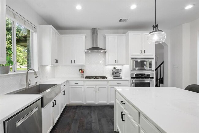 Building Photo - 16200 Spillman Ranch Loop