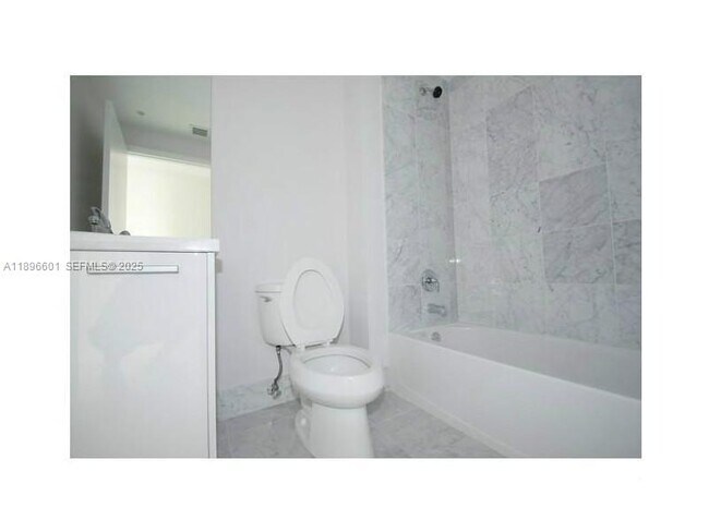 Building Photo - 244 Biscayne Blvd