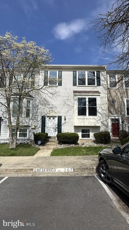 Building Photo - 14646 London Ln