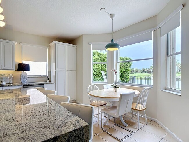 Building Photo - Beautiful Home for Rent in Royal Palm Beach!