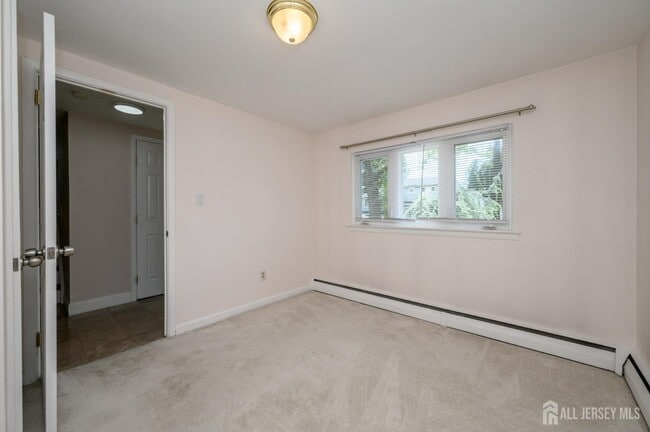 Building Photo - 54 Starlight Dr