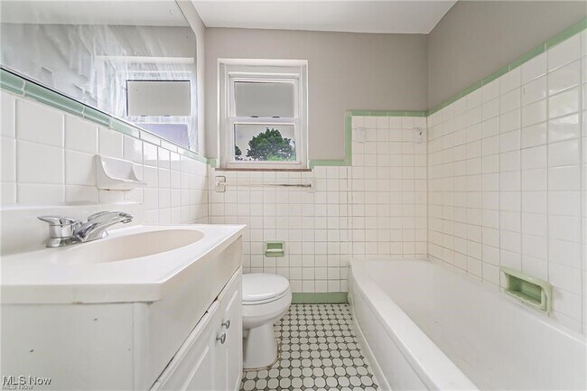 Building Photo - 3837 Mayfield Rd