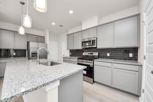Building Photo - 15523 Fathom Line Wy