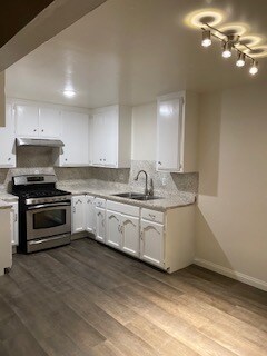 Building Photo - 10381 Pradera Ave