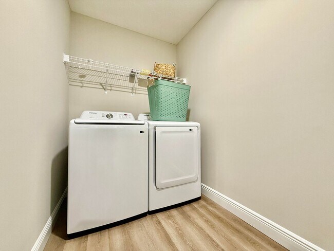 Building Photo - 224 Taylor Dr