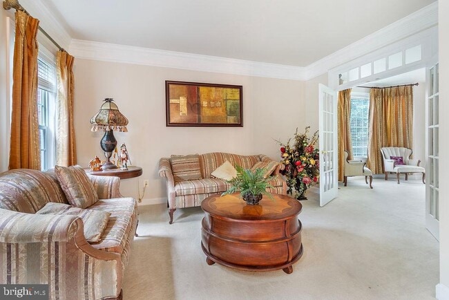 Primary Photo - 43997 Riverpoint Dr