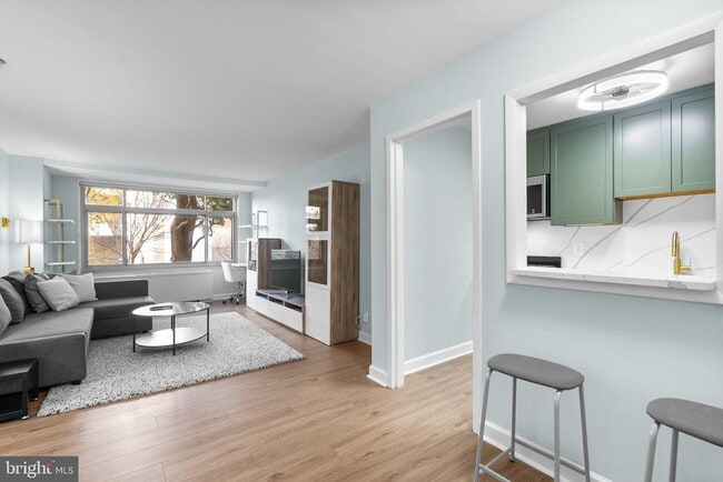 Building Photo - 2401 H St NW