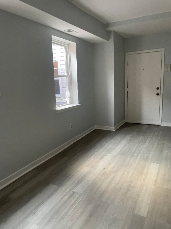 Building Photo - 1023 W Baltimore St