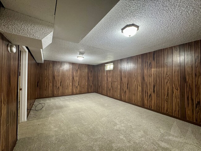 Building Photo - Spacious 4 bedroom home in Westminster! Av...