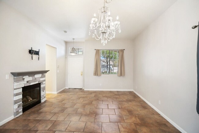 Building Photo - Beautiful One Story 2 Bedroom Townhome With 2 Car Attached Garage
