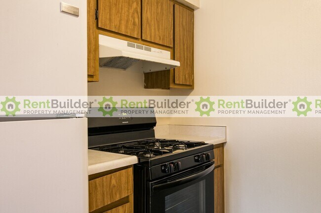 Building Photo - 12124 Menaul Blvd NE