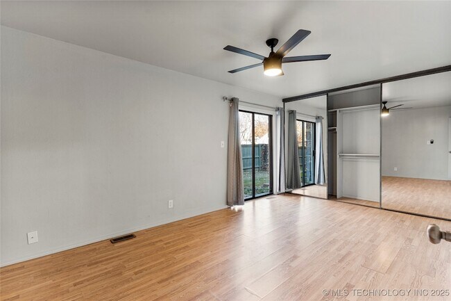 Building Photo - 3712 S Madison Ave