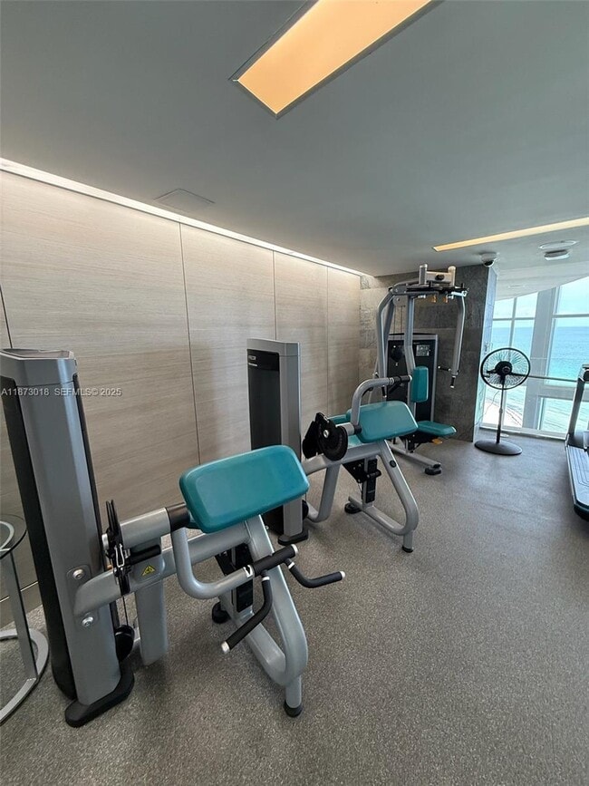 Building Photo - 18201 Collins Ave