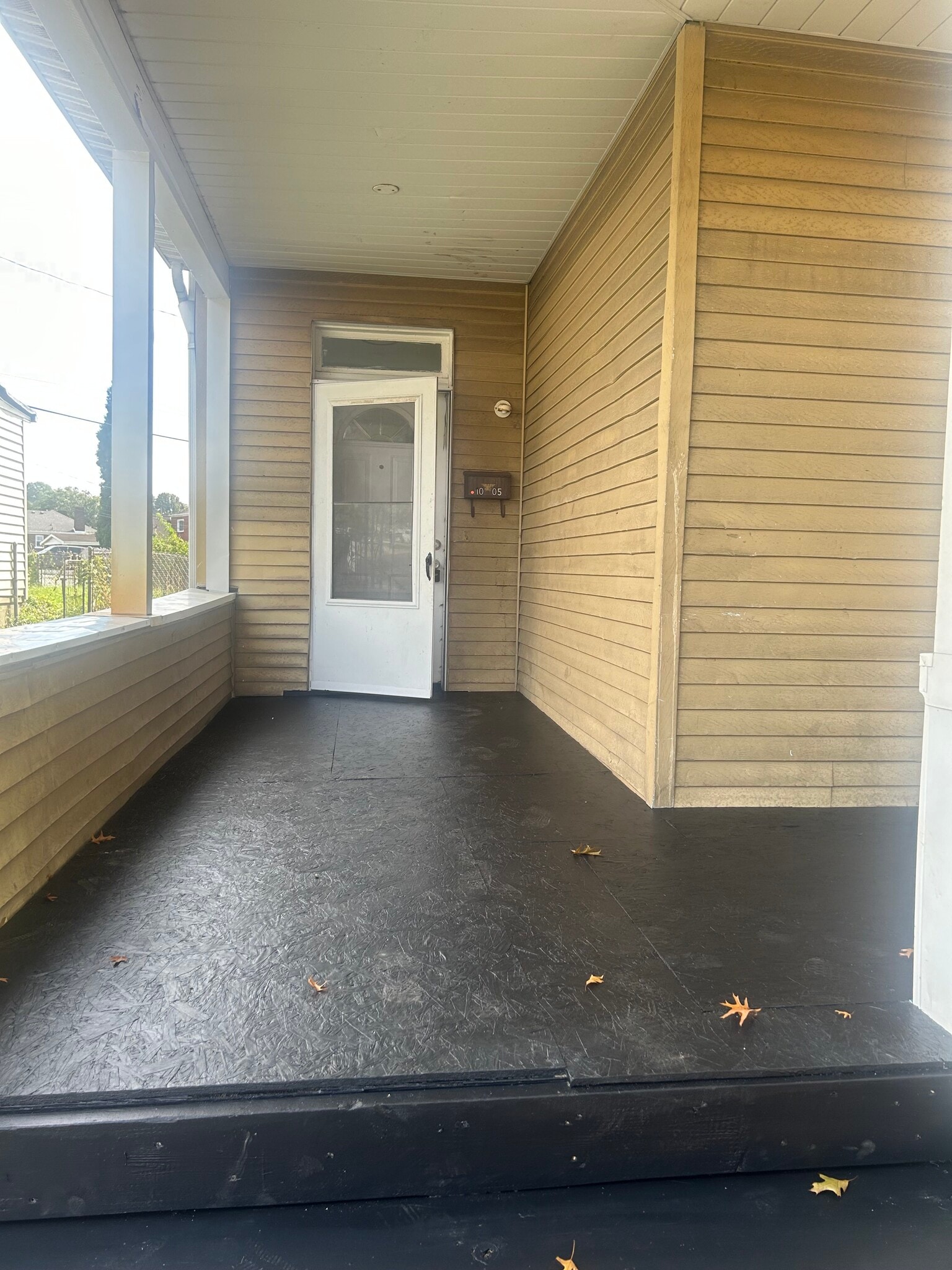 Building Photo - 1005 Broadway St