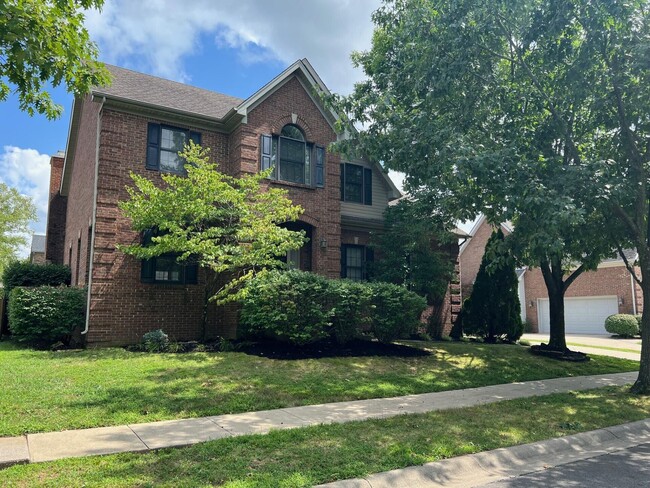 Building Photo - 4204 Nutmeg Dr