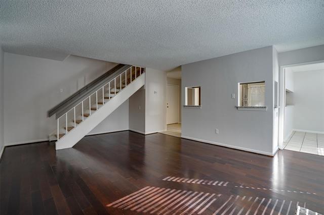Building Photo - 760 Via Miramonte