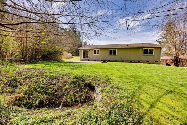 Building Photo - 3 Bedroom Rambler in Quiet Port Orchard Lo...