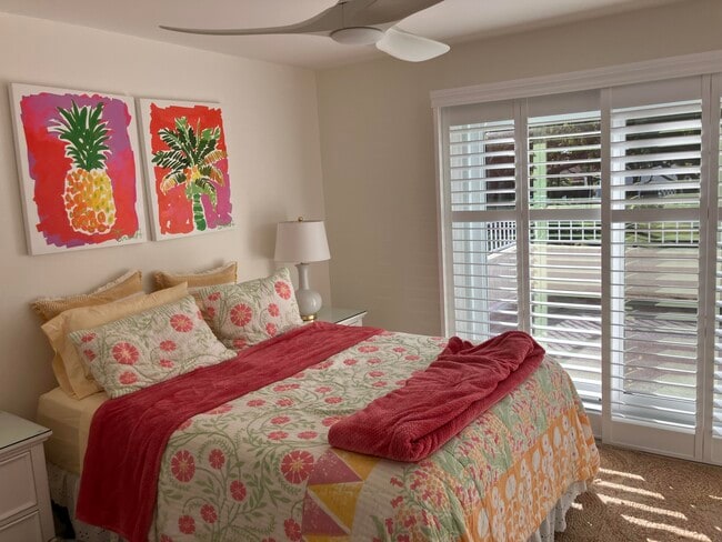 Building Photo - 333 Pelican Way